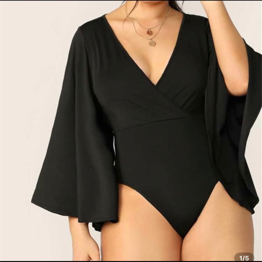 Flow sleeve body suit